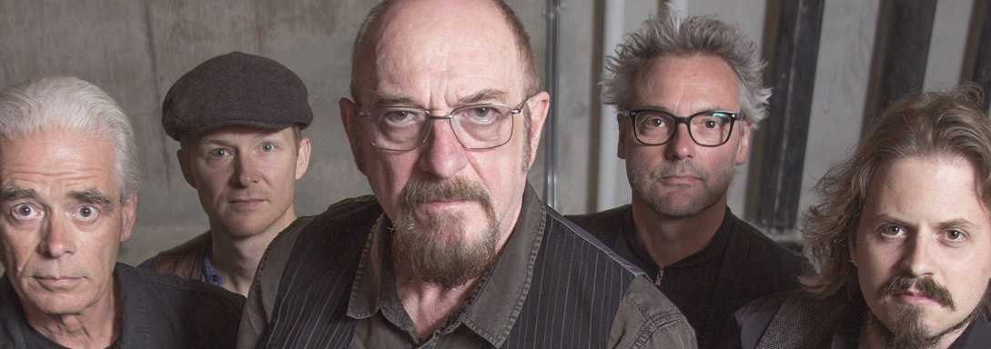 Jethro Tull, ritratto della band con Ian Anderson
